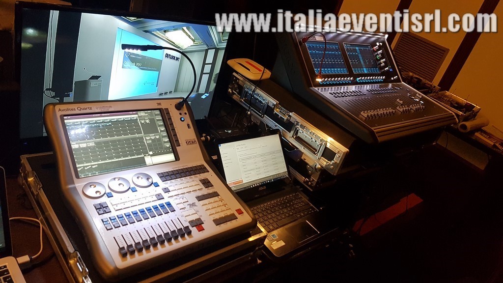 regia luci avolites - digico s21